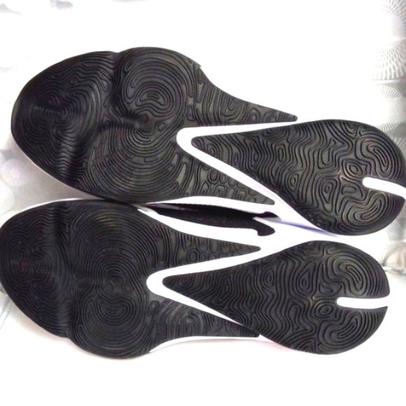 NIKE ZOOM FREAKS 3 TB PROMO BLACK WHITE LOW TOP BASKETBALL SNEAKERS SIZE 16 NWOT - Picture 5 of 7